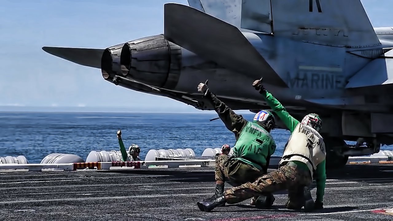 Βίντεο: Το «πολυσύχναστο» κατάστρωμα του αεροπλανοφόρου «USS Theodore Roosevelt»